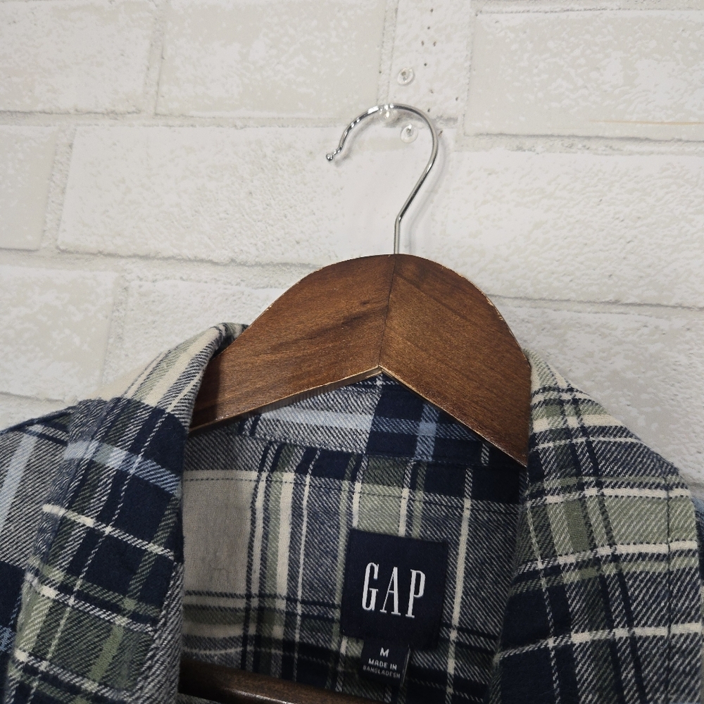 GAP flannel button down - Picture 7 of 11